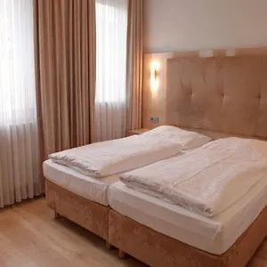 Hotel Am Kurfürstenplatz - Messe Frankfurt am Main