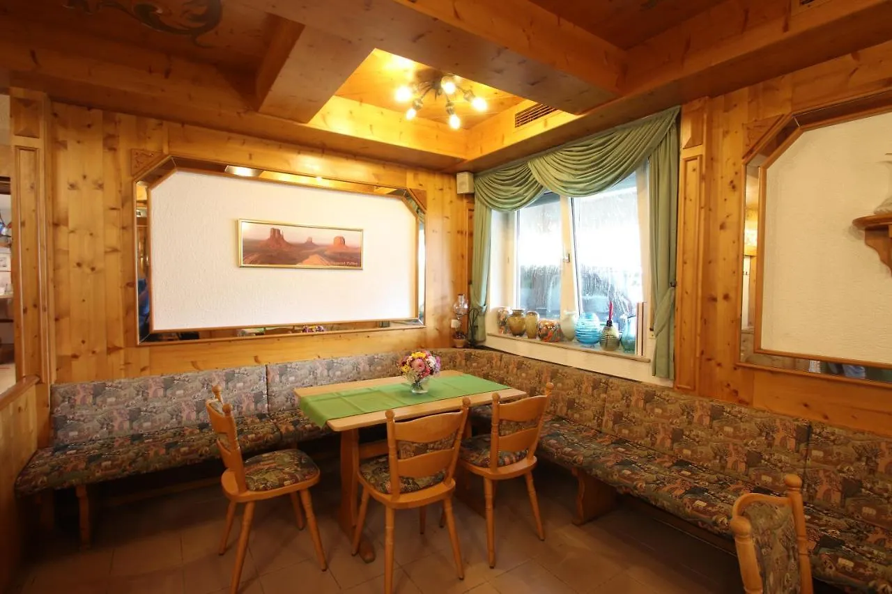 Hotel-Doerfler Garni Kahl am Main Otel